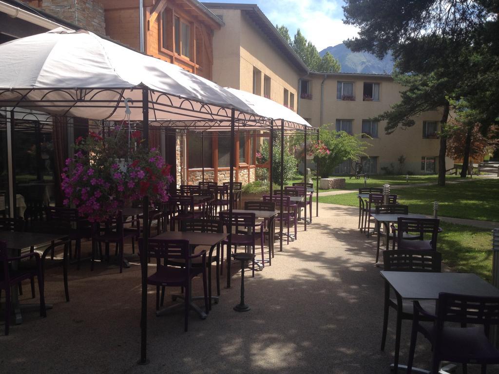 Logis Hotel Le Lac Embrun Exterior foto