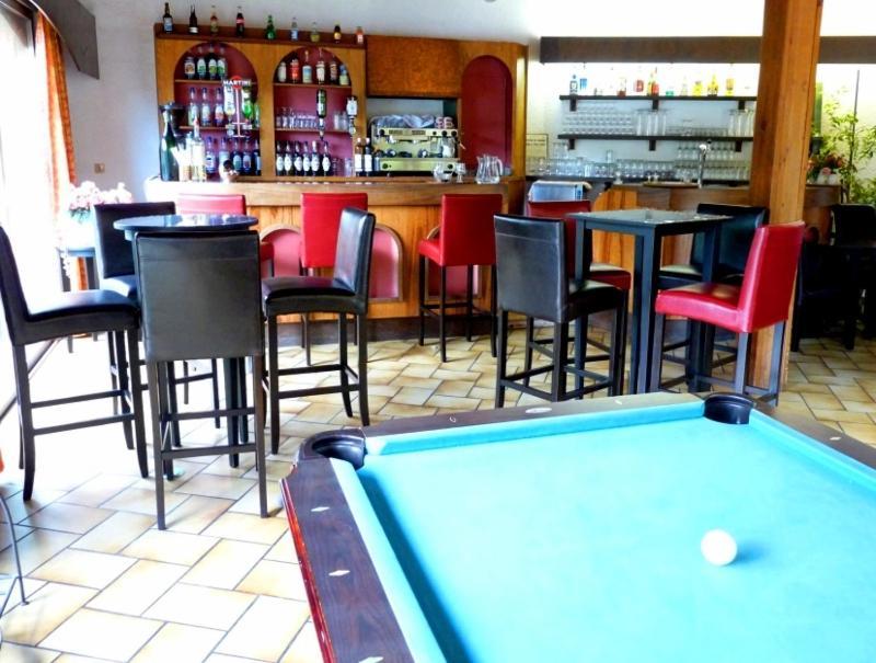 Logis Hotel Le Lac Embrun Exterior foto